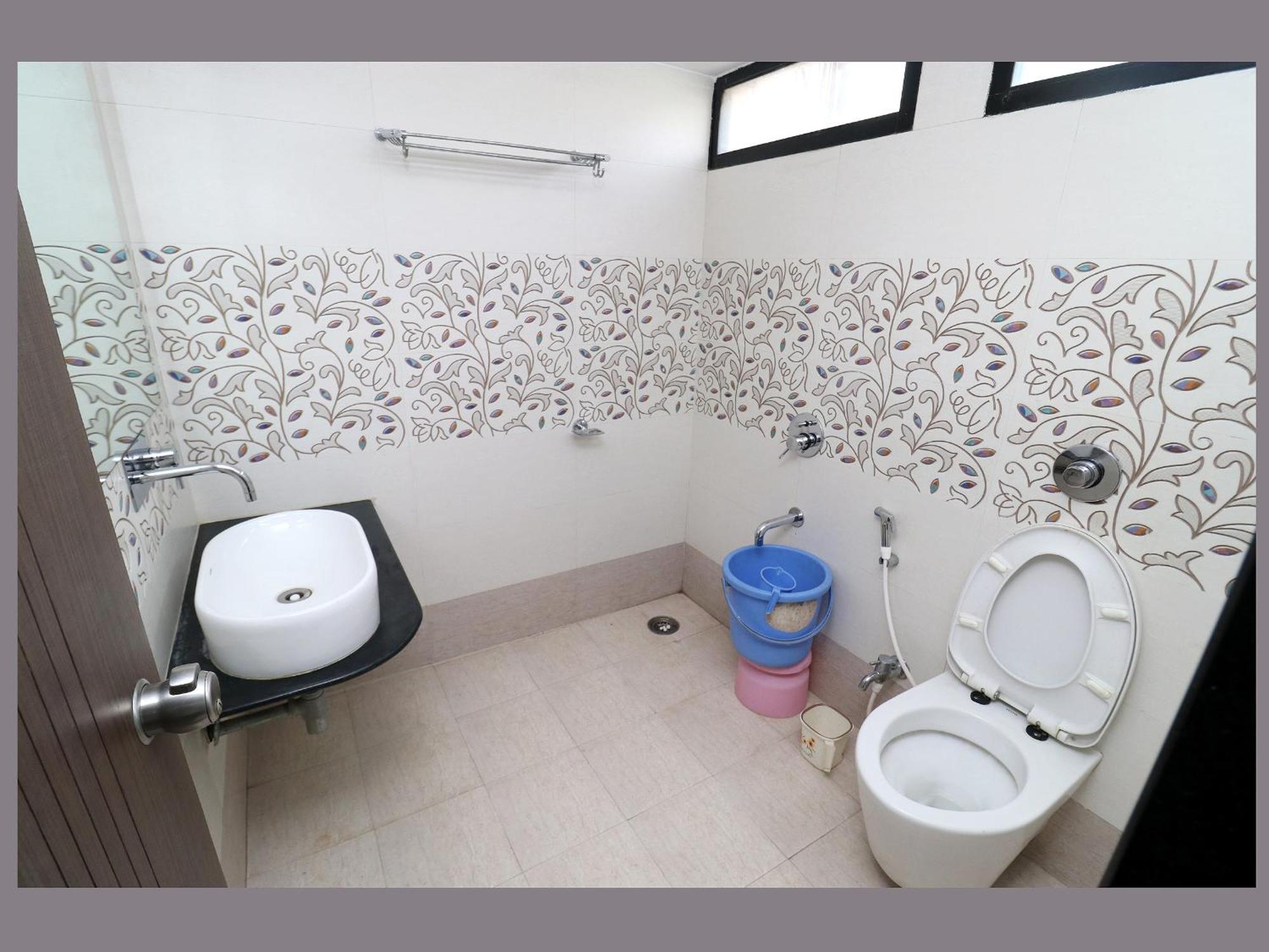 Hotel Girnar Aurangábád Kültér fotó