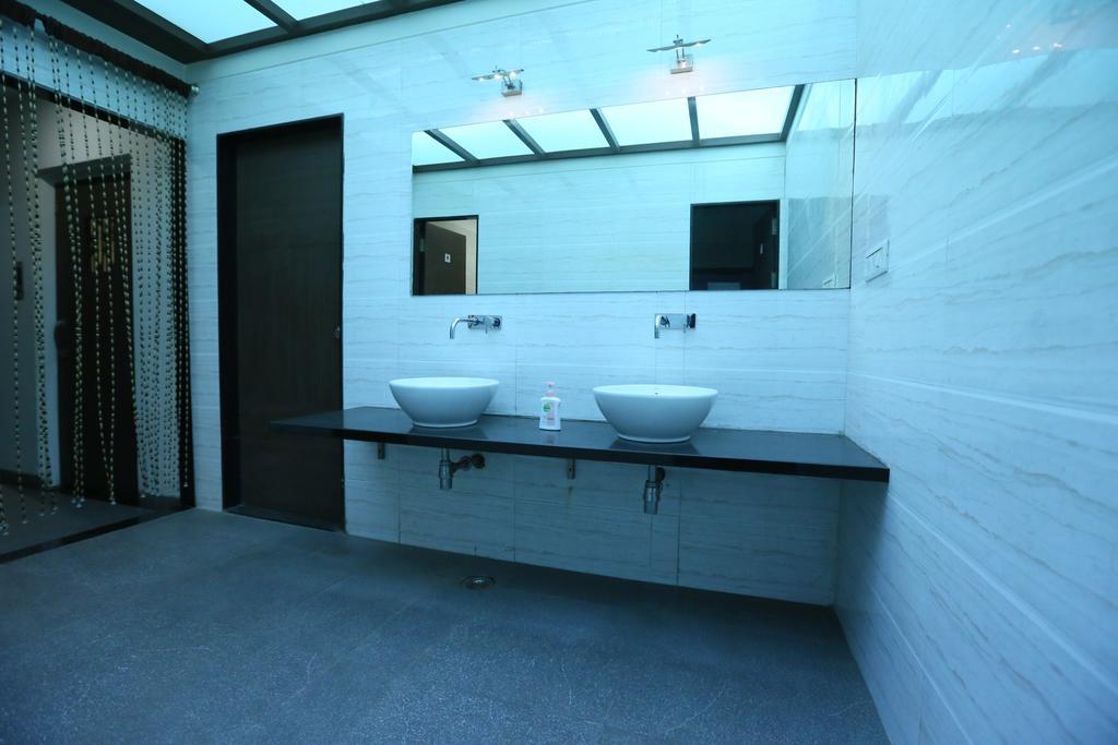 Hotel Girnar Aurangábád Kültér fotó